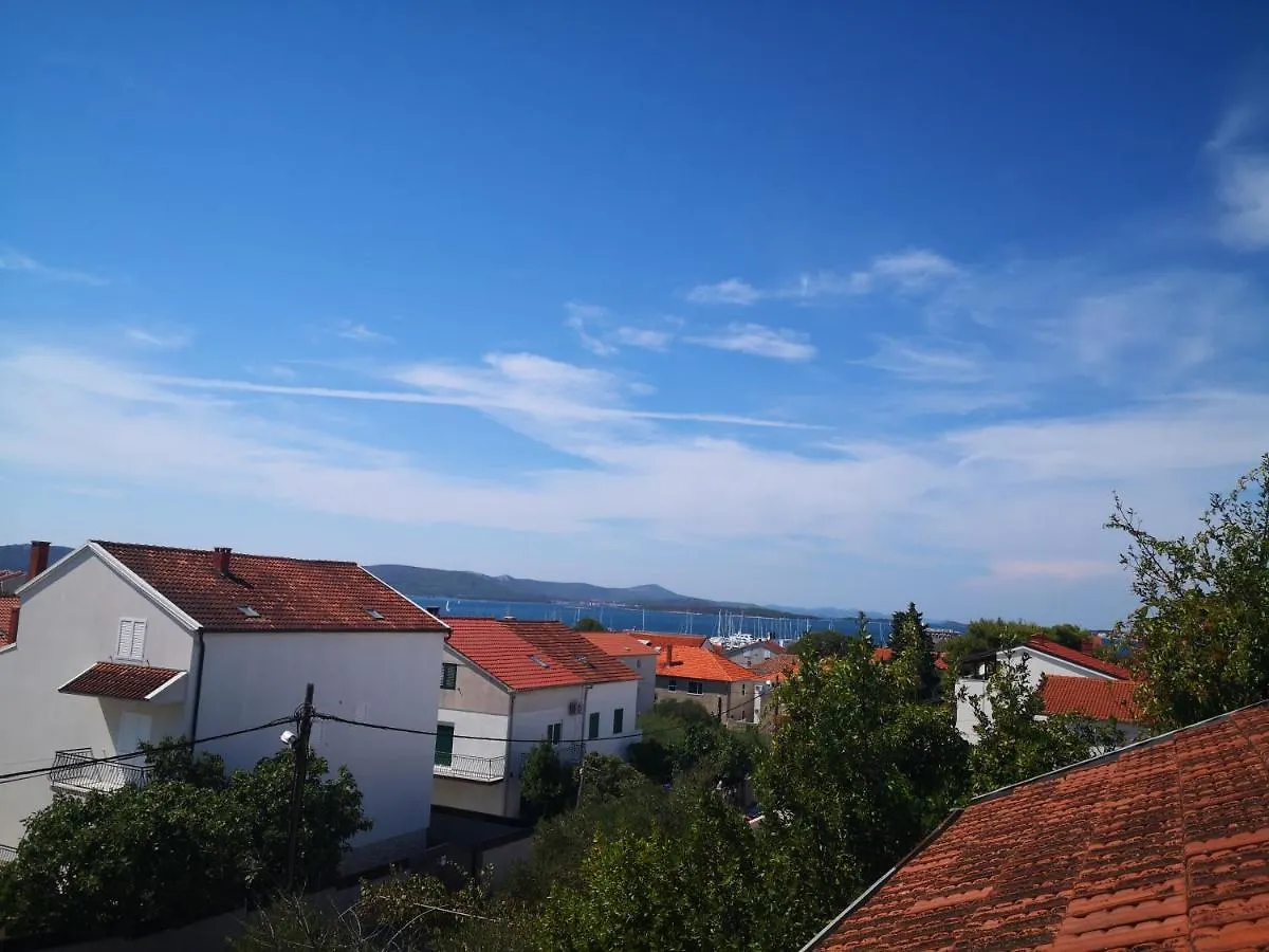 Endi 2 Apartment Biograd Na Moru